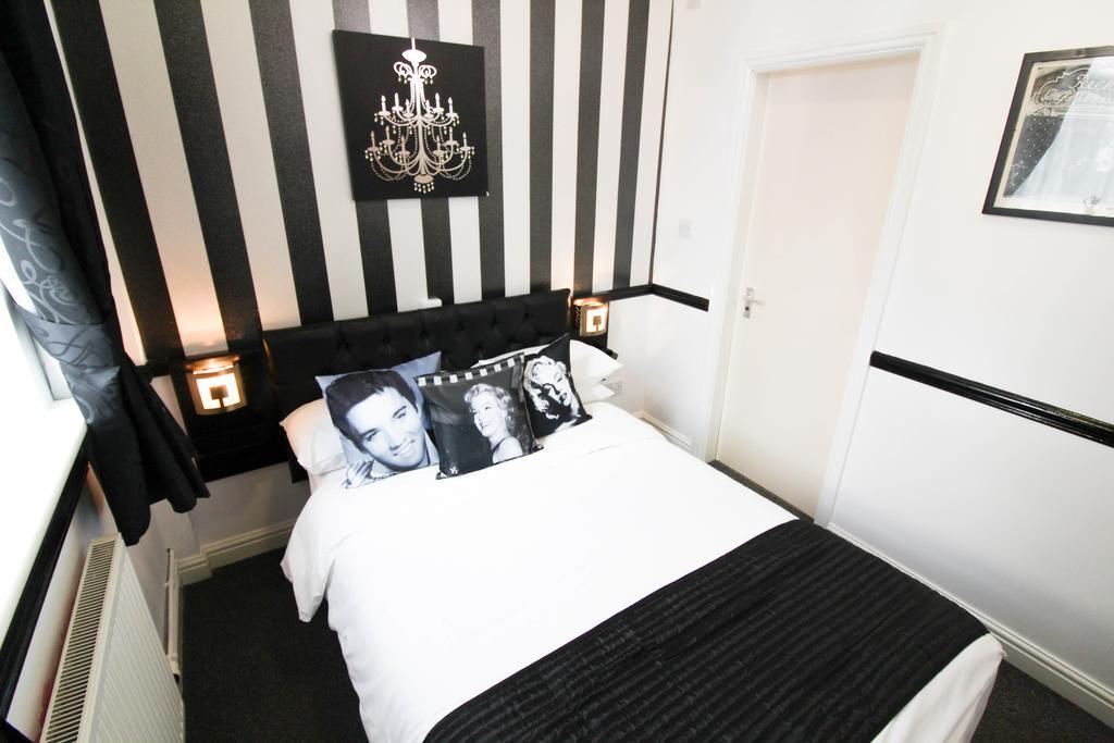 The Scarborough Travel And Holiday Lodge Exteriér fotografie