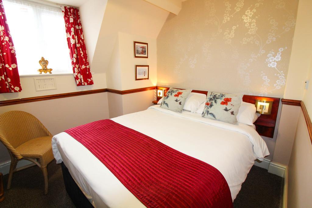 The Scarborough Travel And Holiday Lodge Exteriér fotografie