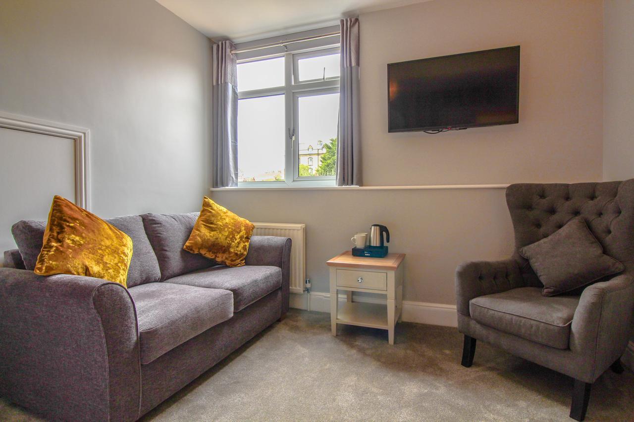 The Scarborough Travel And Holiday Lodge Exteriér fotografie